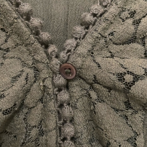 Jessica Simpson Olive Medium Nursing Top - Picture 3 of 4